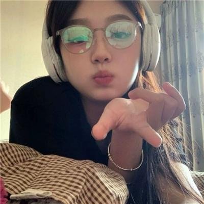 世界上最快乐的女孩